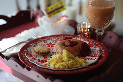 bfast in bed opt Breakfast in Bed – Not Just for Special Occasions