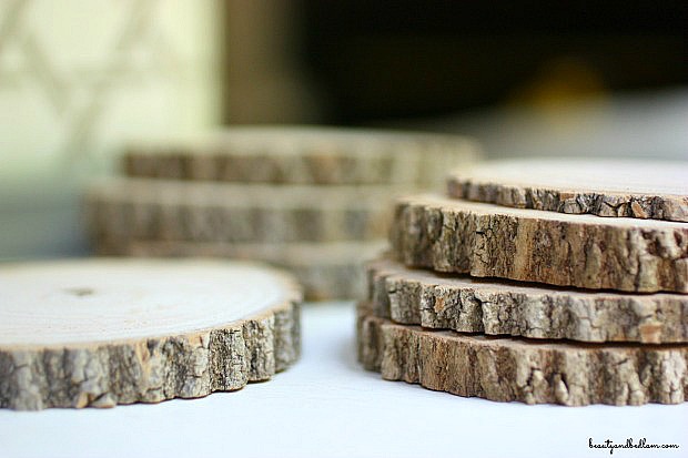 Rustic inspired DIY wood coasters. Love these!