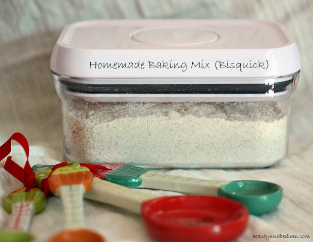 Homemade Bisquick. Quick and Easy Baking Mix with all natural ingredients.