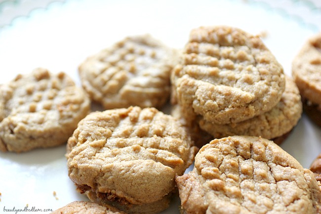 Flourless Peanut Butter Cookies - low carb, gluten free